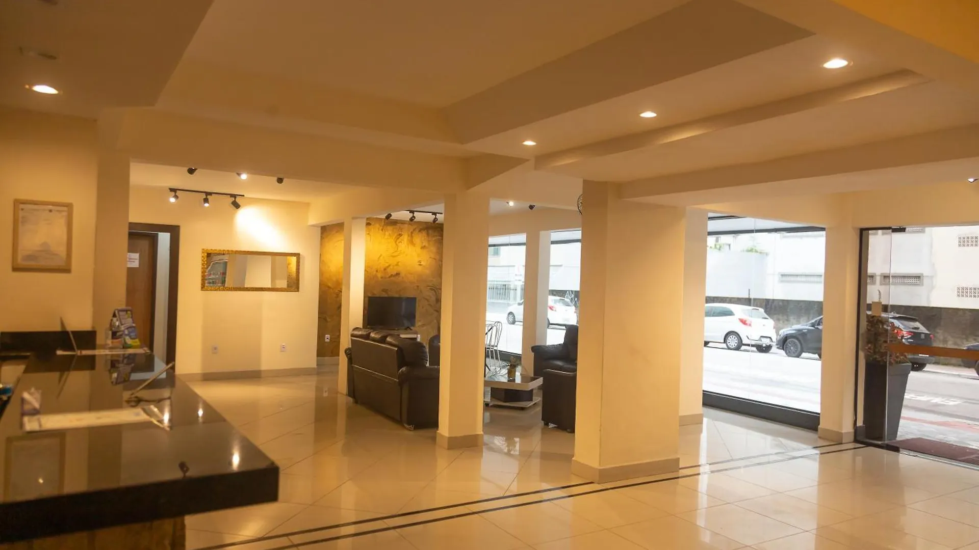 Hanna Balneario Hotel Balneário Camboriú Brasil